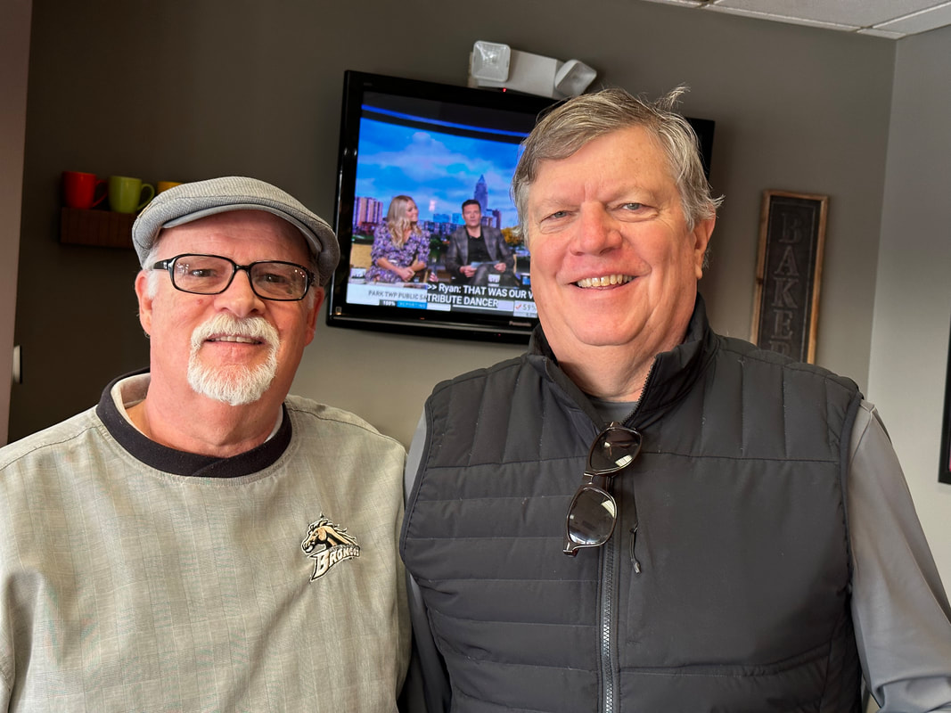 Bill&Robing Bill Wingle LFW owner with Robing Hook.